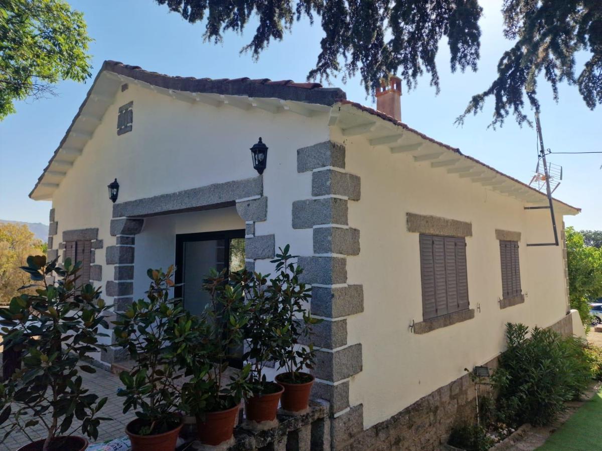 El Nido Del Aguila Hotel Las Gacelas, Becerril Бесерріль-де-ла-Сьєрра Екстер'єр фото