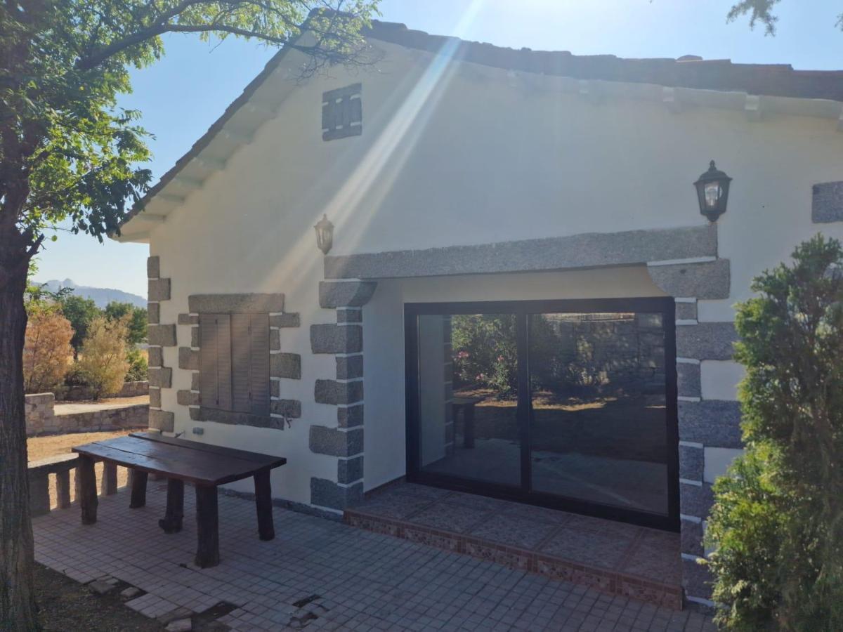 El Nido Del Aguila Hotel Las Gacelas, Becerril Бесерріль-де-ла-Сьєрра Екстер'єр фото