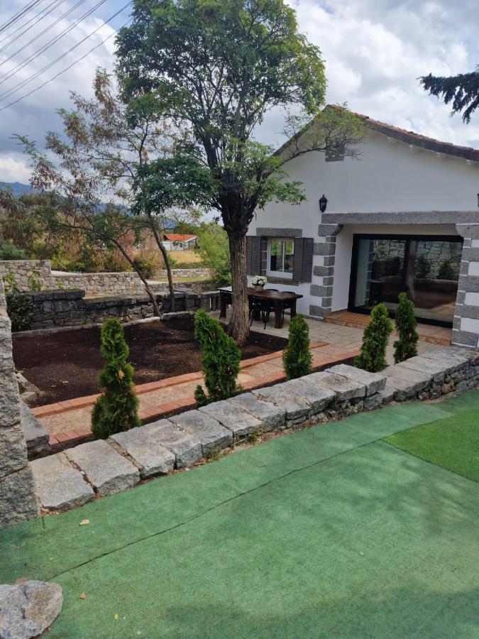 El Nido Del Aguila Hotel Las Gacelas, Becerril Бесерріль-де-ла-Сьєрра Екстер'єр фото
